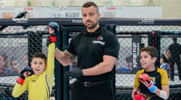 مواجهة قوية تنطلق بطولة الإمارات الوطنية للفنون القتالية المختلطة في العين 2025